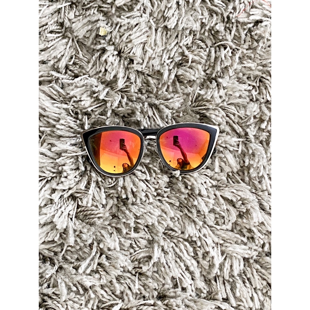 Tinted Sunglasses ☀️